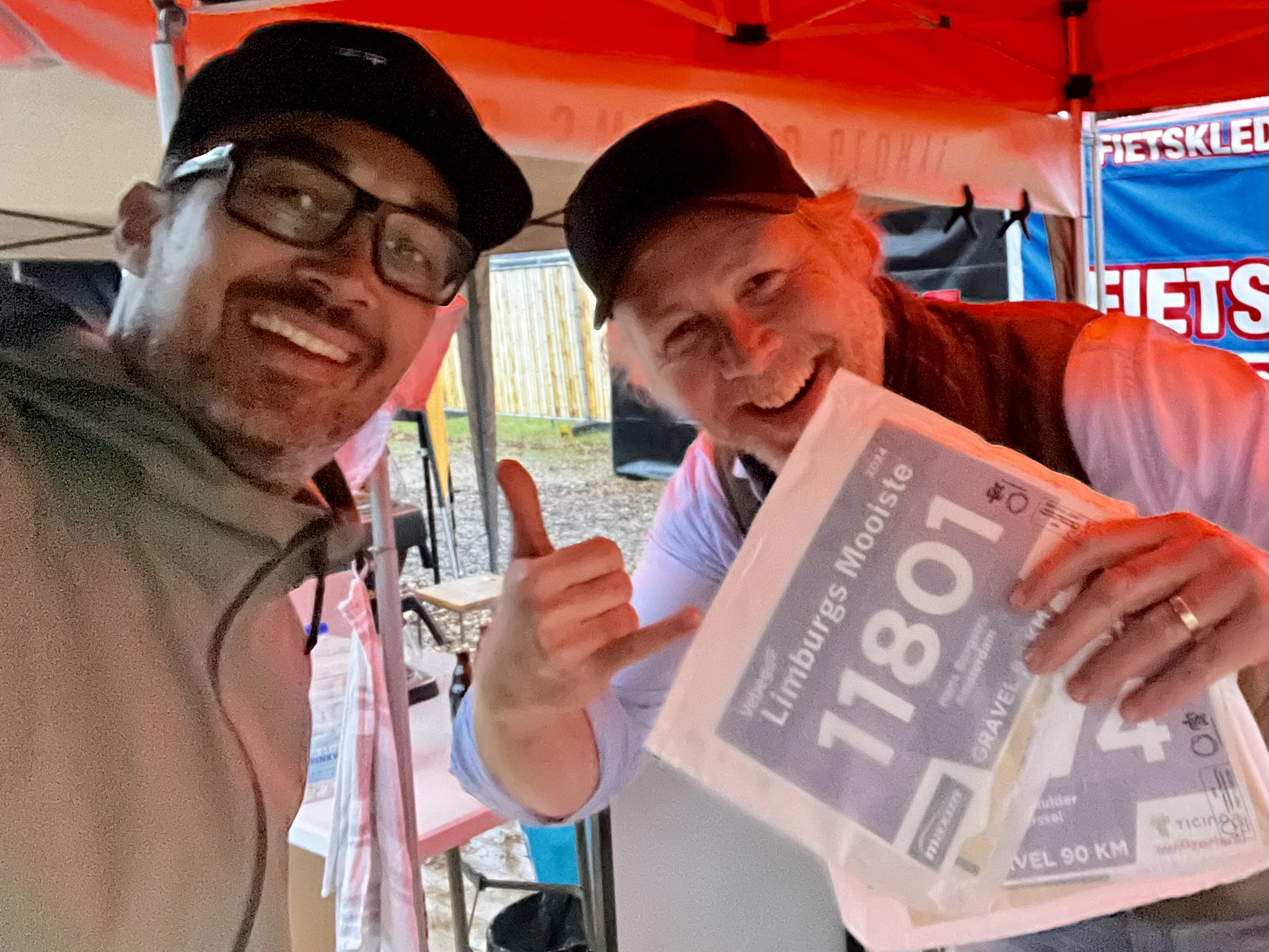 ophalenstartnummers Peter Paul zal van Swett Custom Cycles